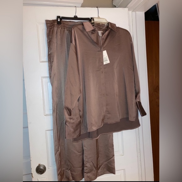 a new day Tops - COPY - A New Day NWT brand matching blouseXL + pantsLARGE